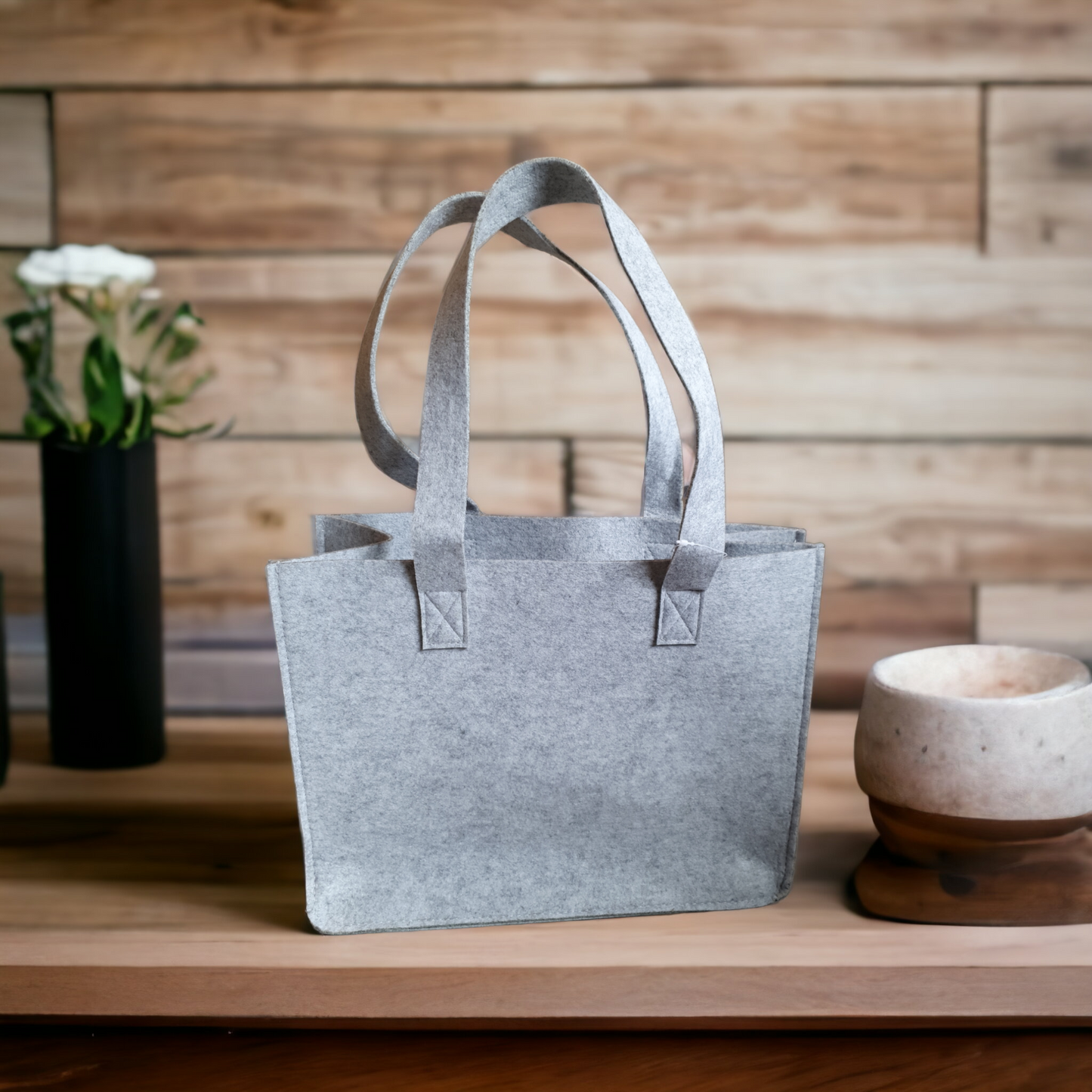 Tasche mit Henkel